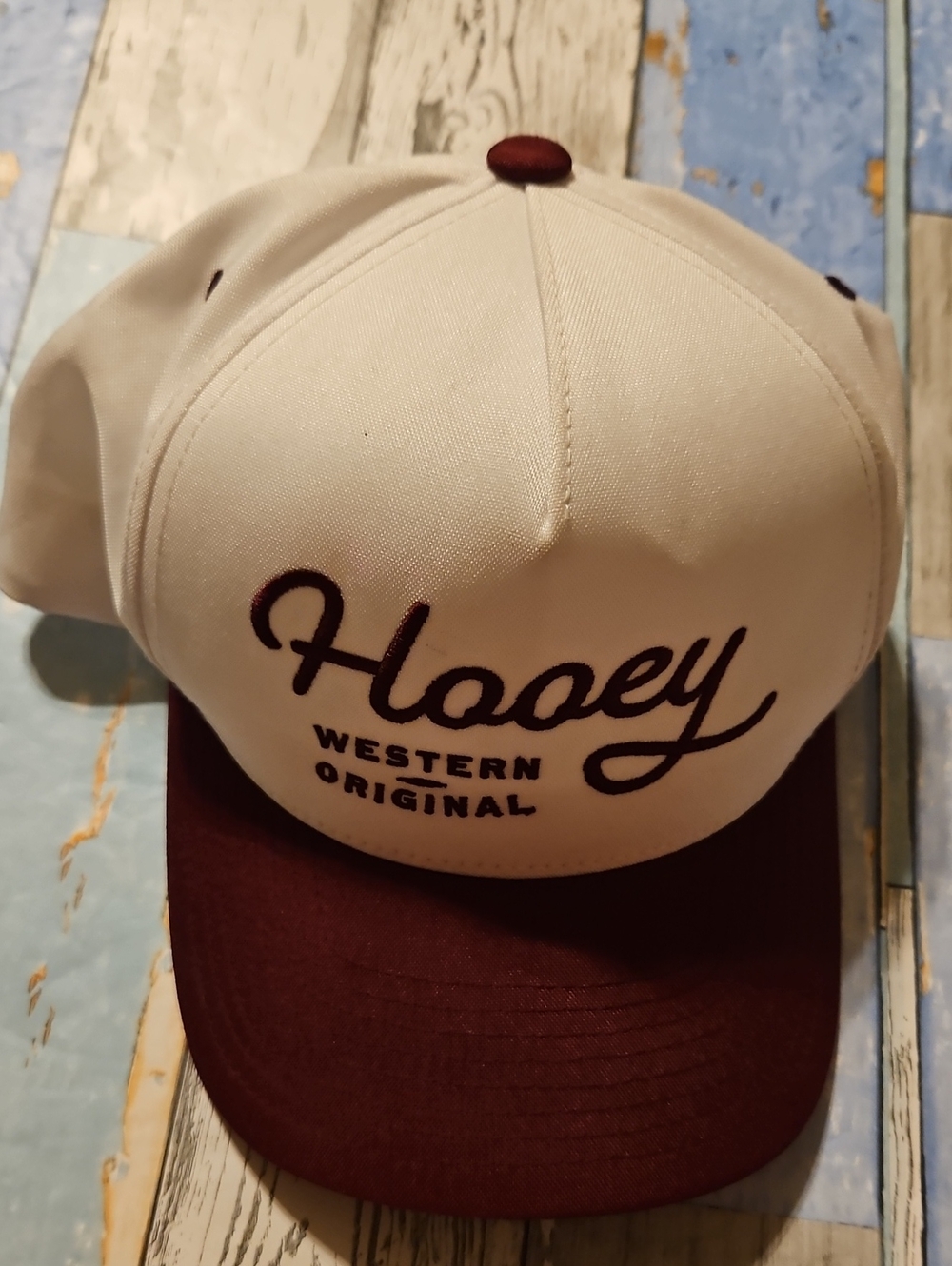 Hooey Western Original Western Snapback Hat in Cream & Burgundy
